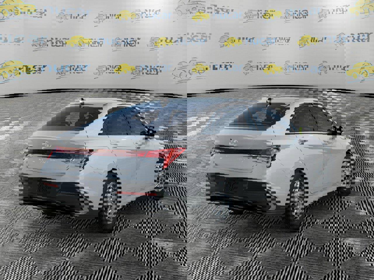 New 2026 Hyundai Elantra SE image 4