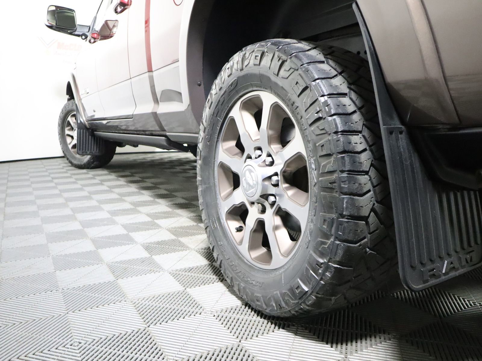 Used 2019 RAM 2500 Limited AWD/4WD image 10