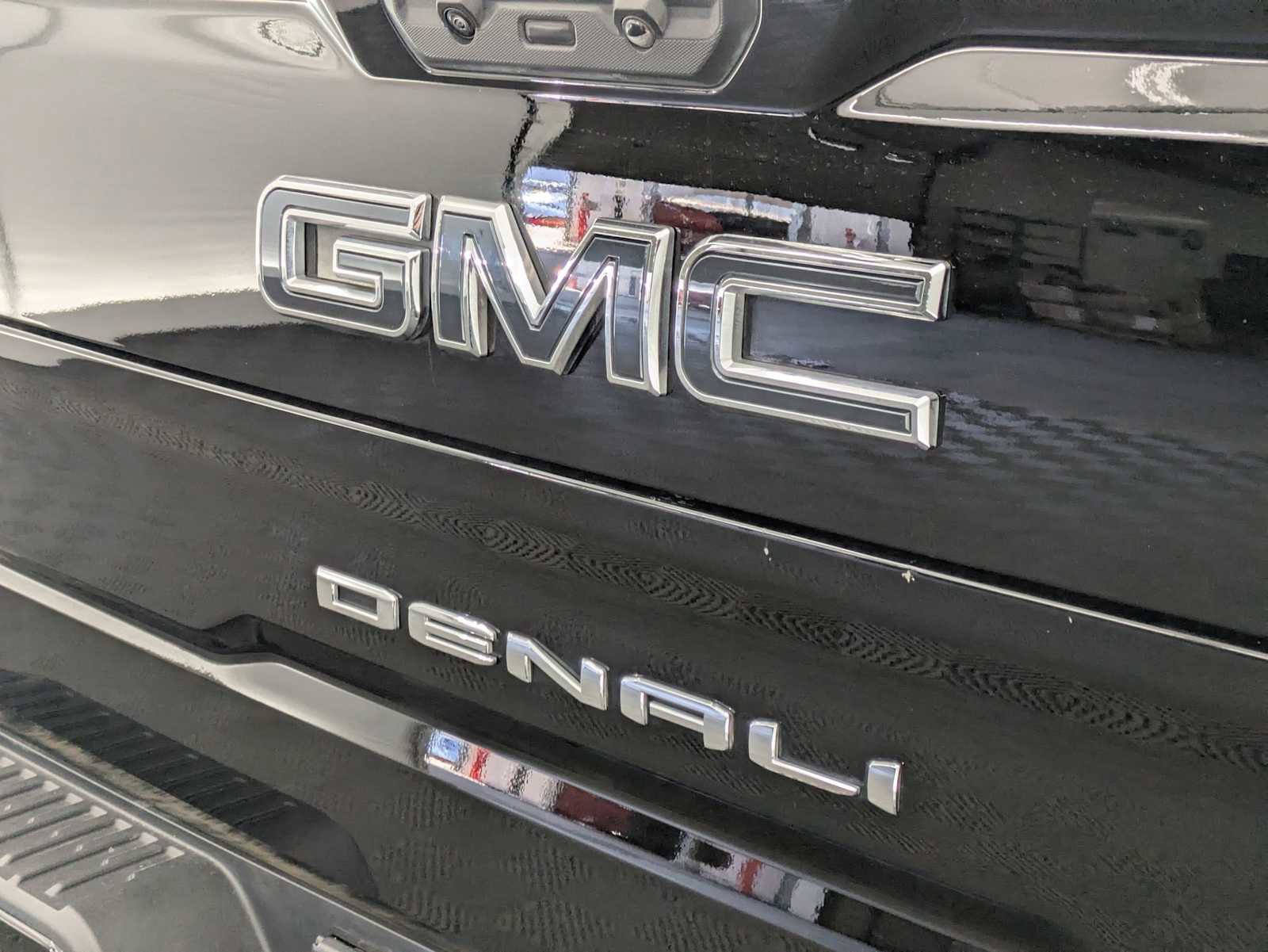 Used 2024 GMC Sierra 1500 Denali Ultimate AWD/4WD image 14