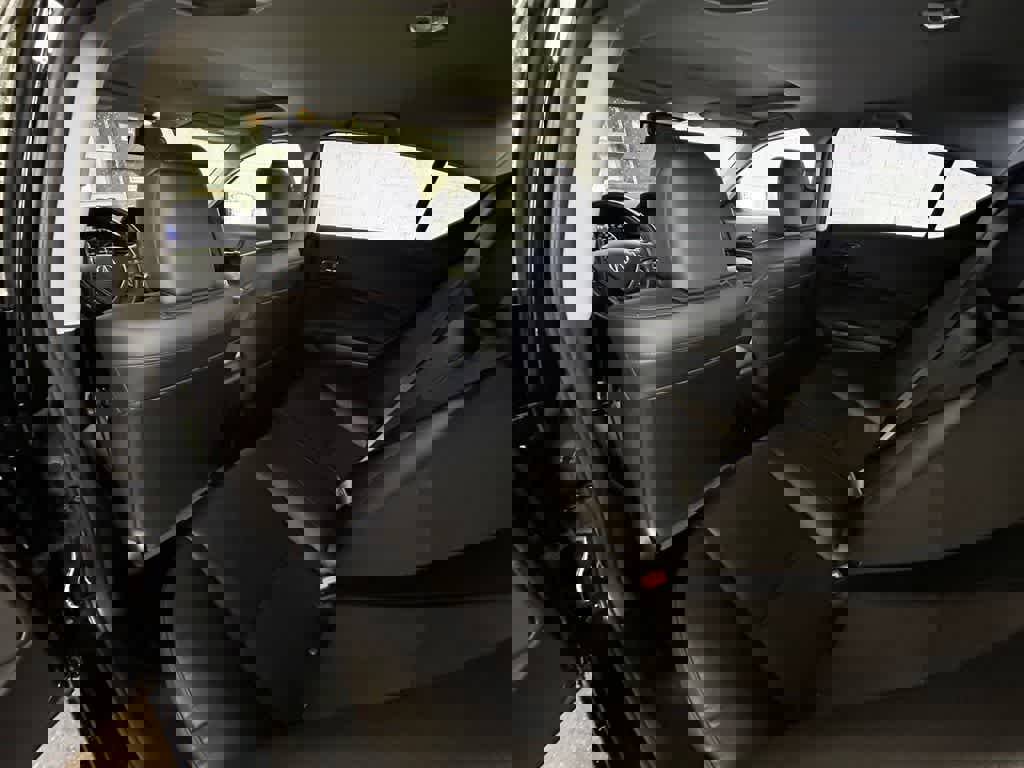 Used 2015 Acura ILX w/ Technology Package FWD image 11