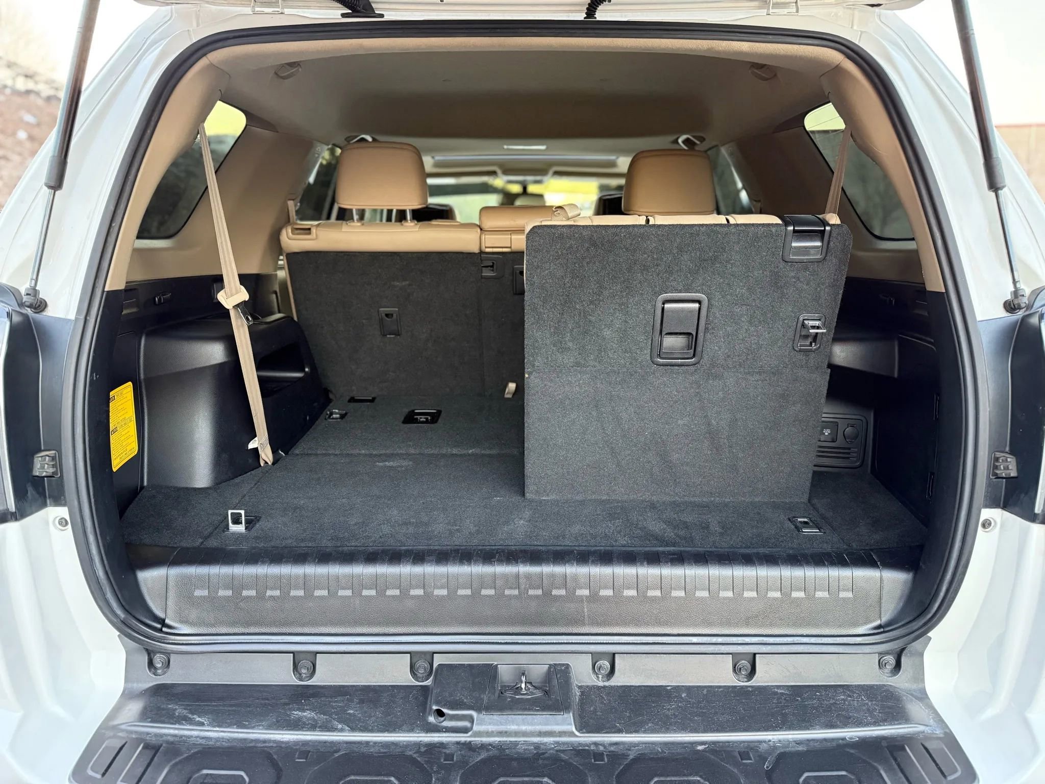 Used 2014 Toyota 4Runner SR5 Premium image 12