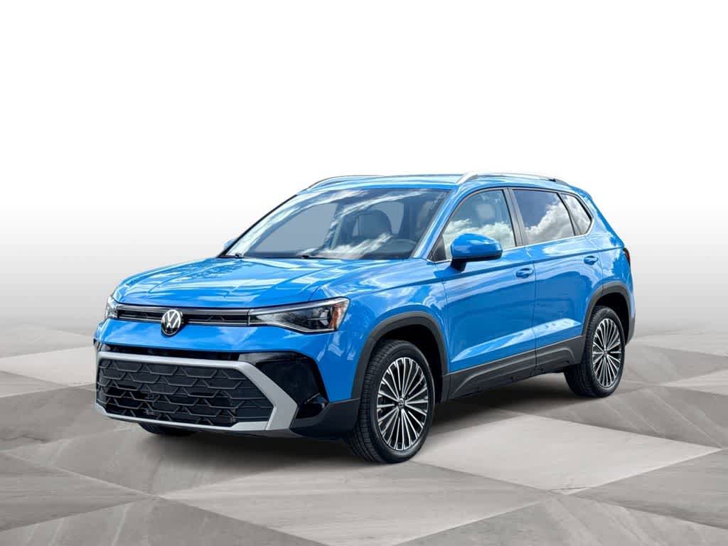 Used 2025 Volkswagen Taos SE image 1