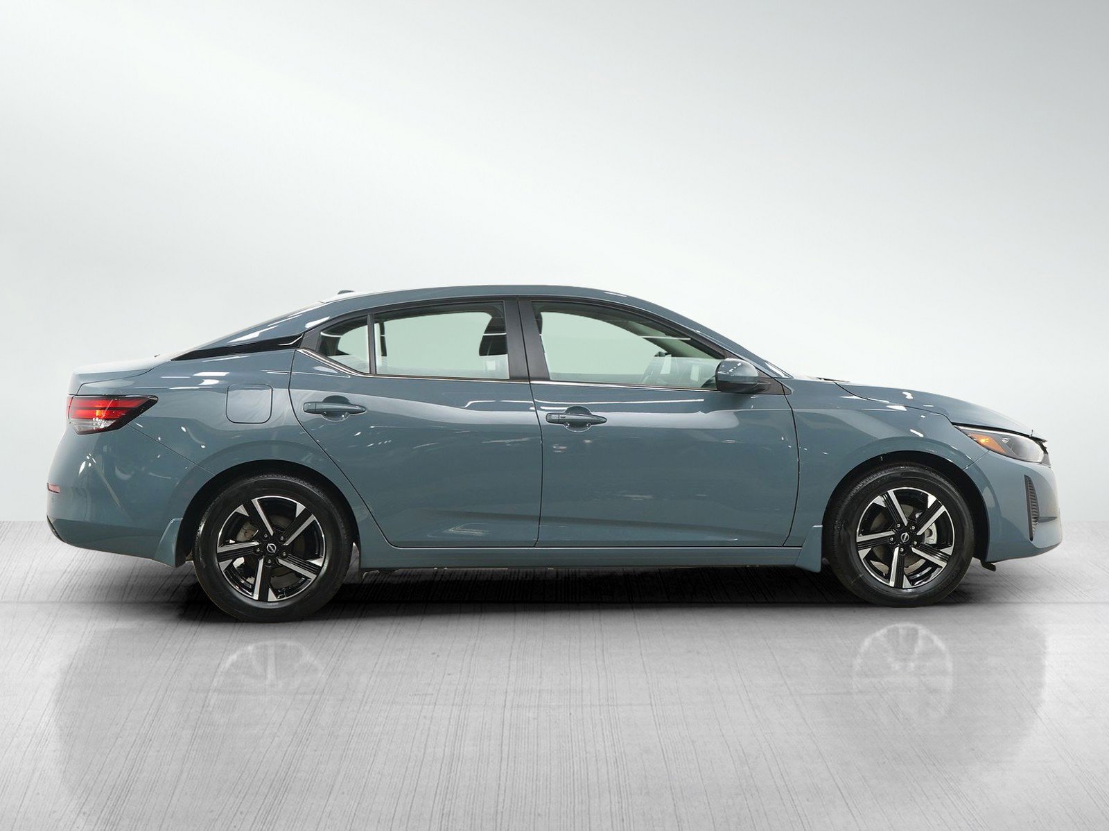 Used 2025 Nissan Sentra SV w/ All-Weather Package image 7