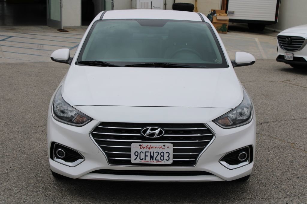 Used 2022 Hyundai Accent SEL FWD image 2