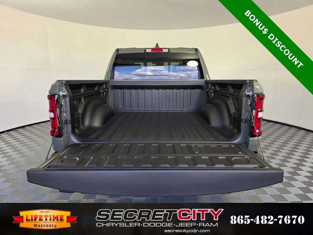 New 2026 RAM 1500 Laramie w/ Night Edition image 32