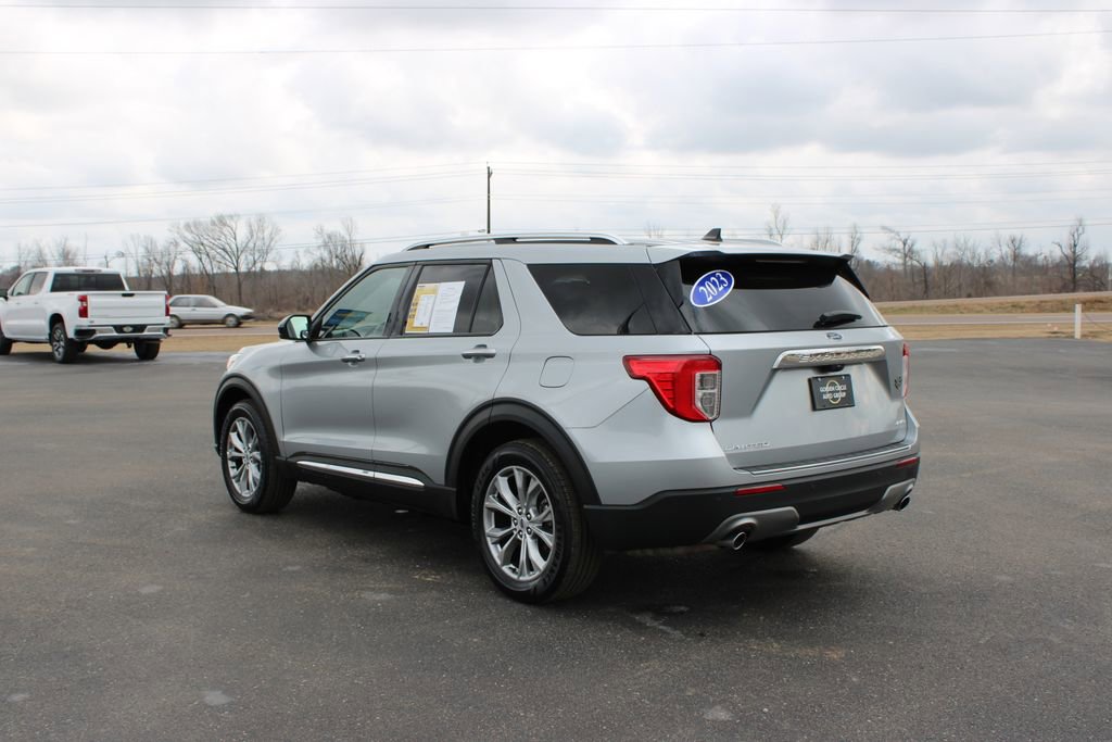 Used 2023 Ford Explorer Limited image 7