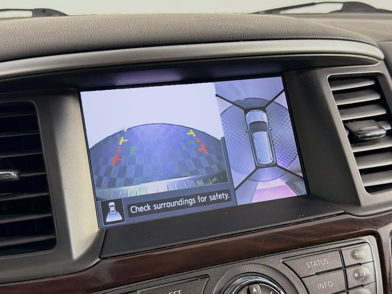 Used 2015 Nissan Pathfinder Platinum w/ Family Entertainment Package AWD/4WD image 35