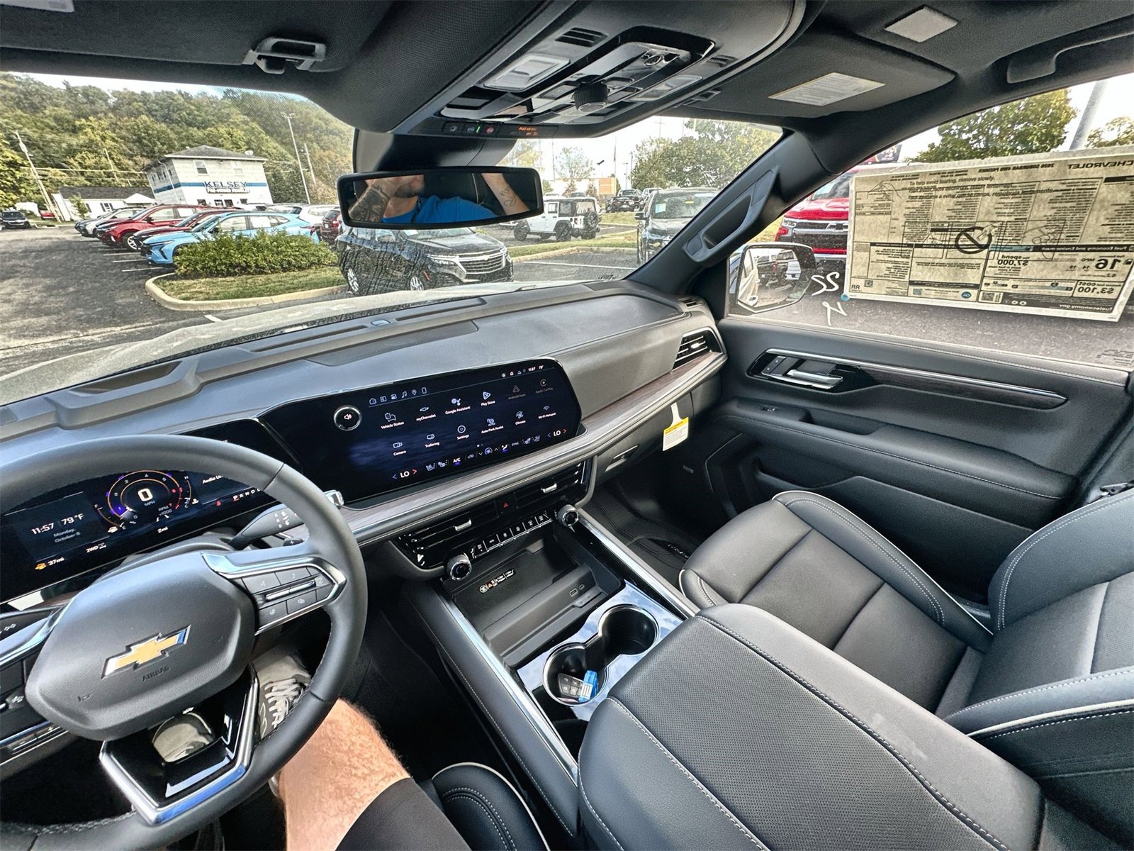 New 2026 Chevrolet Suburban Premier w/ Sun And Tow Package image 15