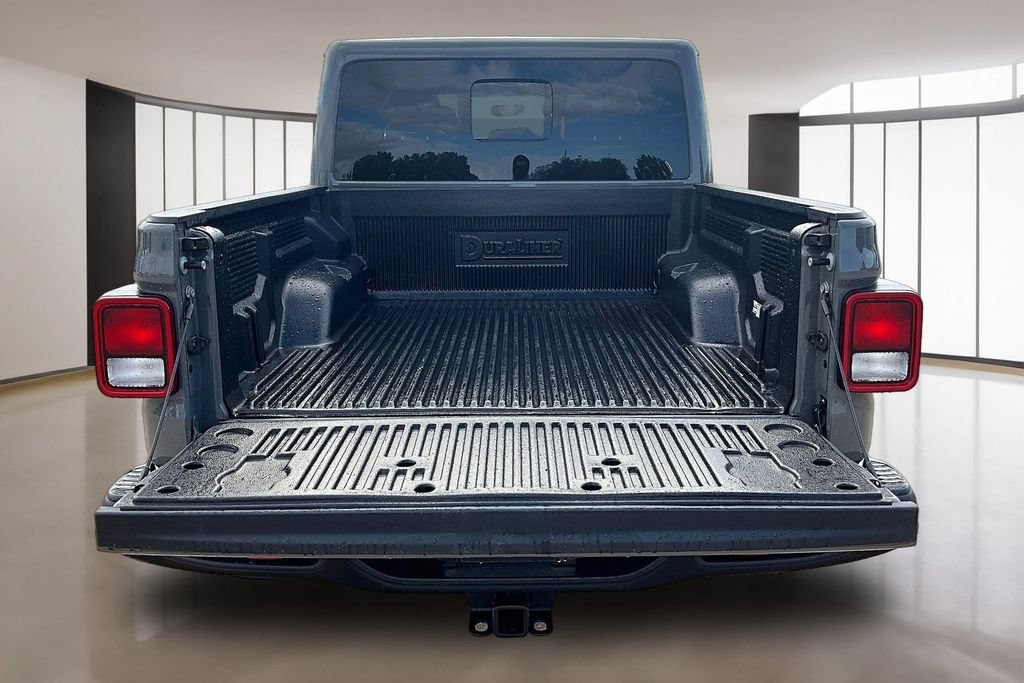Used 2022 Jeep Gladiator Rubicon w/ Trailer Tow Package AWD/4WD image 29
