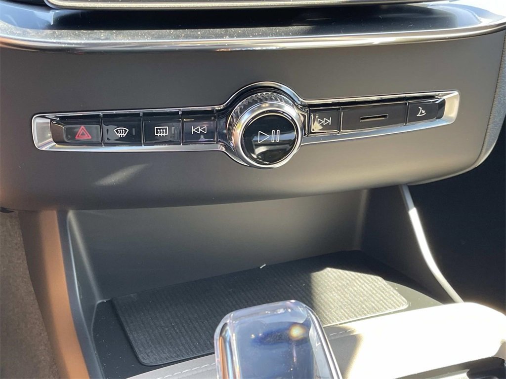 New 2026 Volvo XC90 B6 Ultra image 29