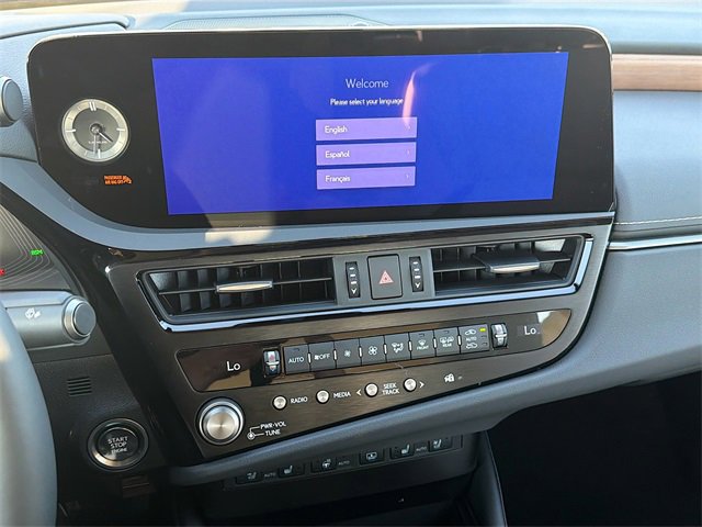 New 2025 Lexus ES 350 w/ Premium Package image 29