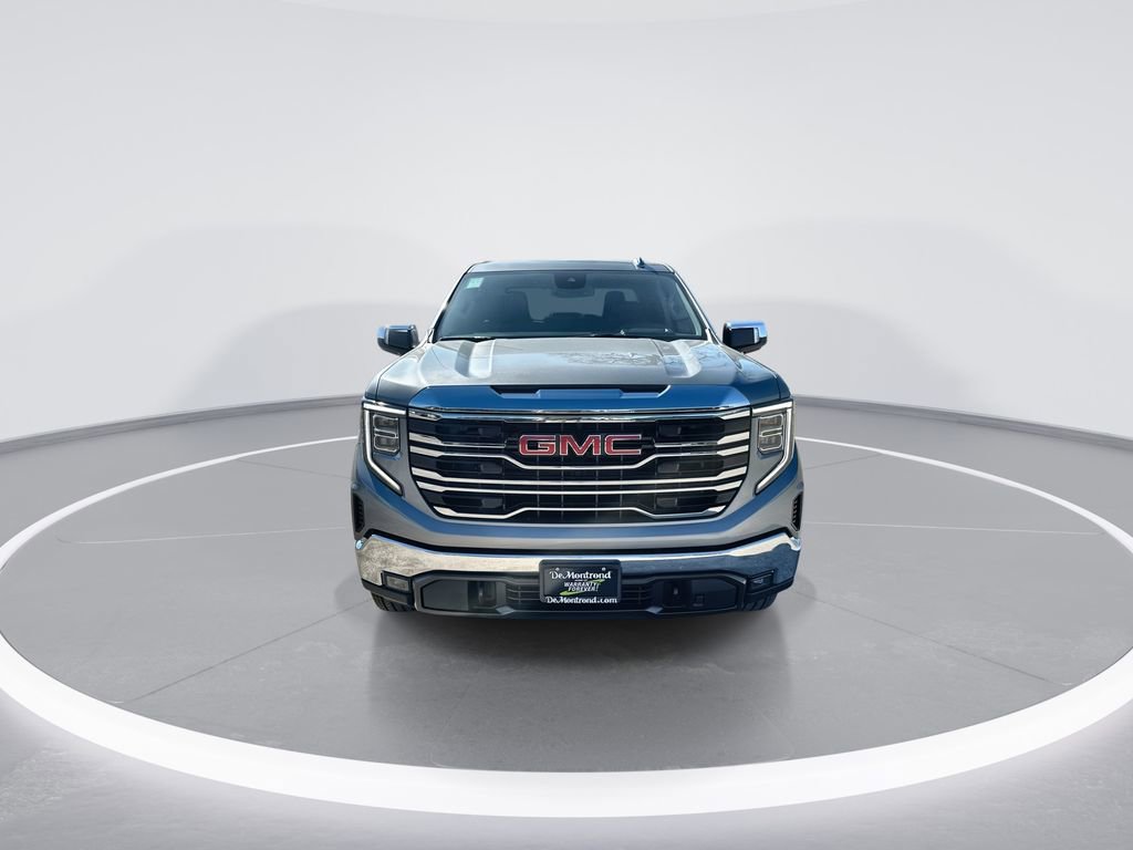 New 2026 GMC Sierra 1500 SLT image 3