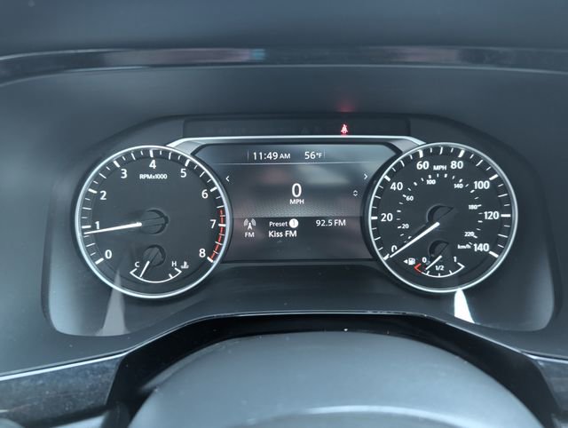 Used 2022 Nissan Pathfinder SV w/ SV Premium Package image 18