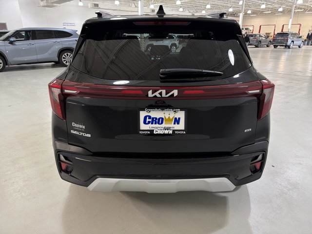 Used 2025 Kia Seltos S image 7