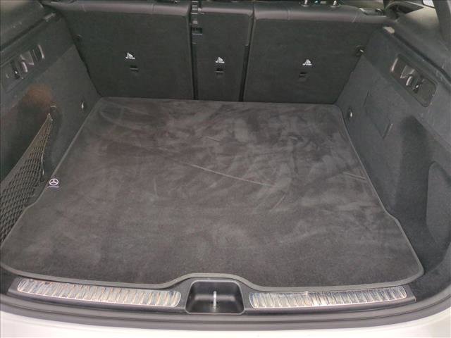 Used 2024 Mercedes-Benz GLC 300 image 6