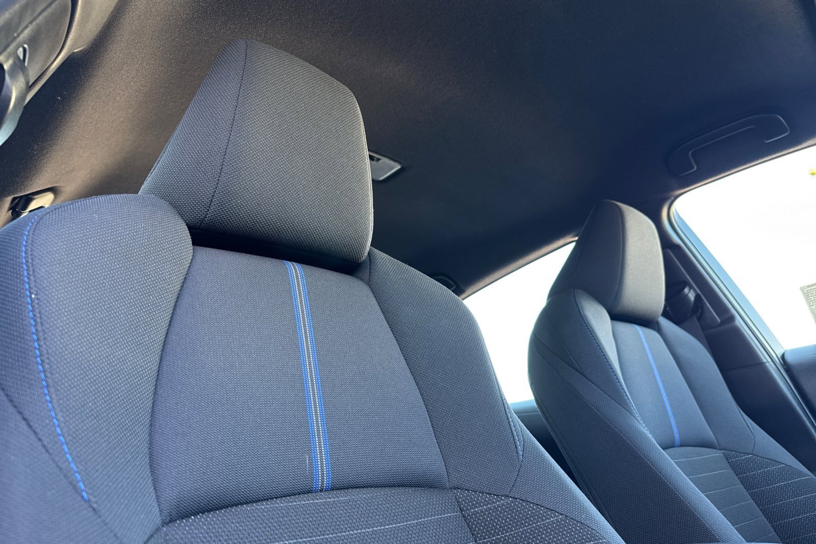 Used 2022 Toyota Corolla SE image 16