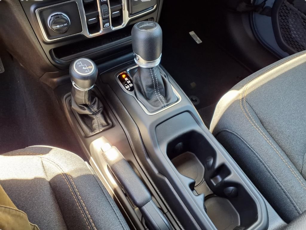 New 2026 Jeep Gladiator Sport AWD/4WD image 11