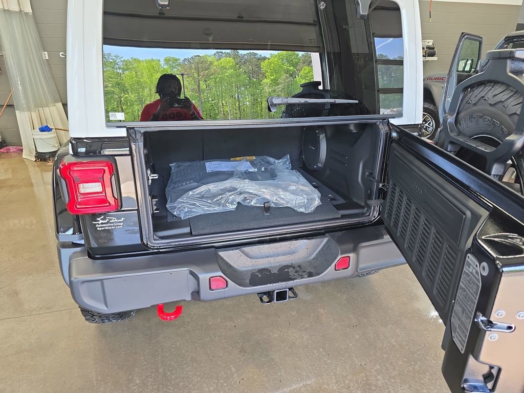 New 2026 Jeep Wrangler Unlimited Rubicon image 13