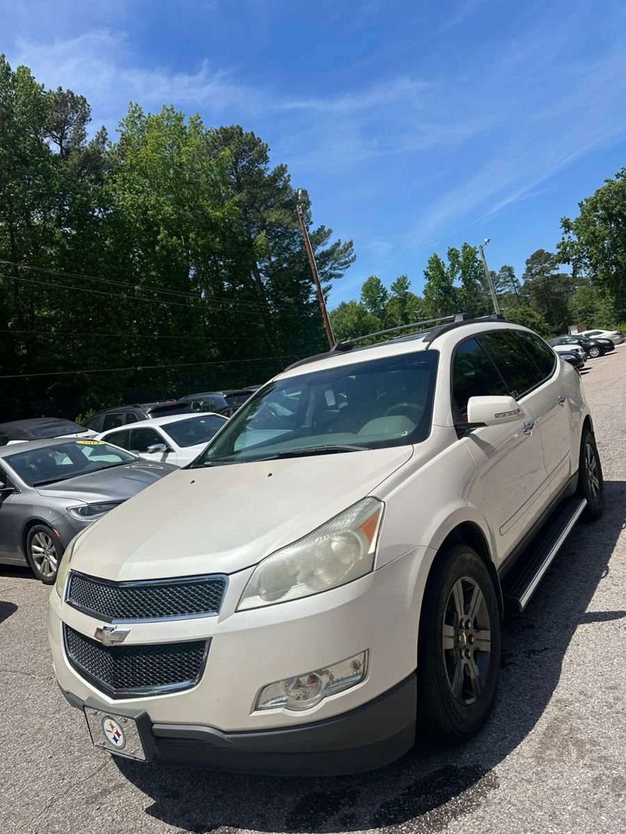 Used 2011 Chevrolet Traverse LT w/ LPO, 'HIT The Road' Package FWD image 1