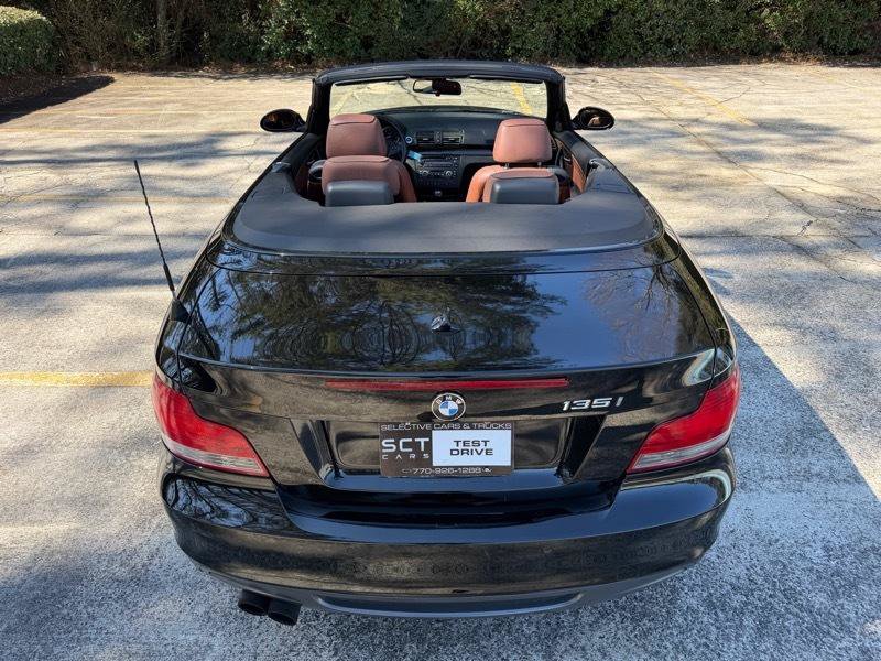 Used 2008 BMW 135i Convertible RWD image 10