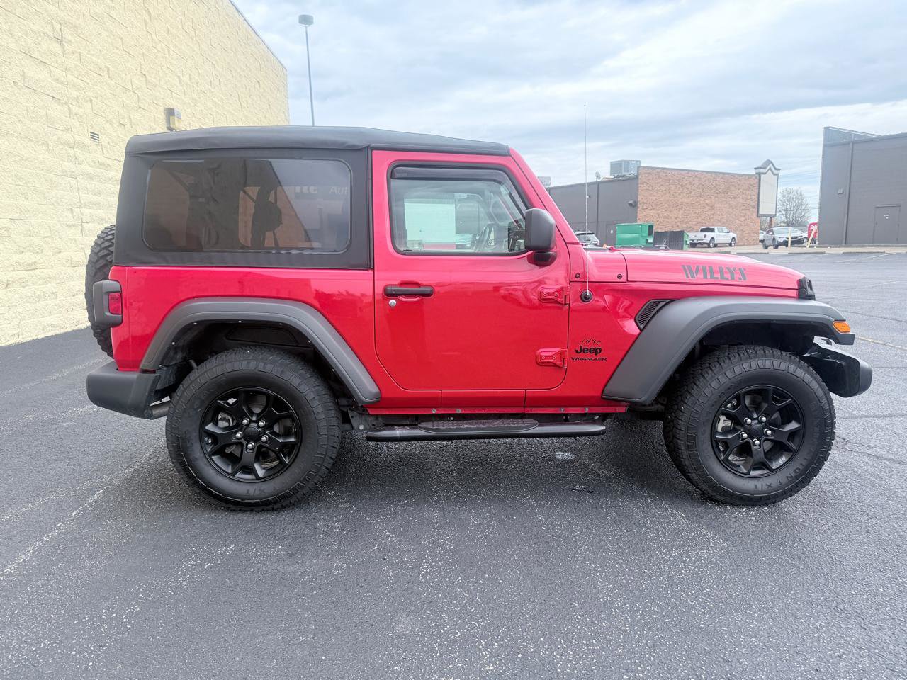 Used 2021 Jeep Wrangler Sport AWD/4WD image 6