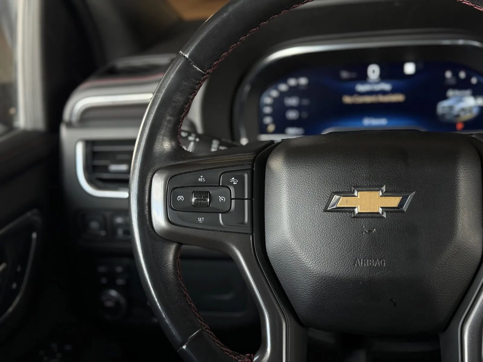Used 2022 Chevrolet Tahoe RST AWD/4WD image 24