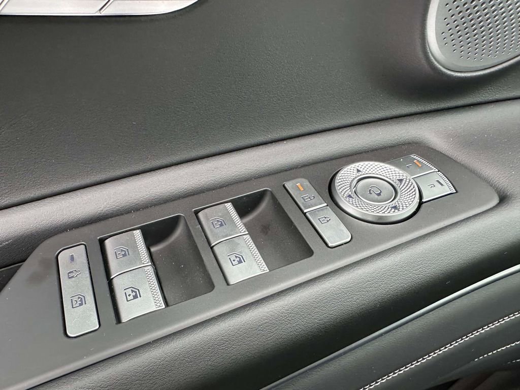 New 2026 Genesis GV80 2.5T Advanced AWD/4WD image 32
