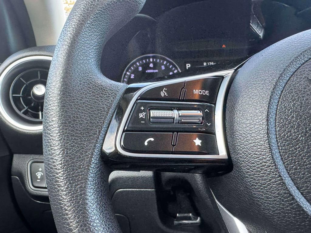 Used 2022 Kia Forte LXS image 19