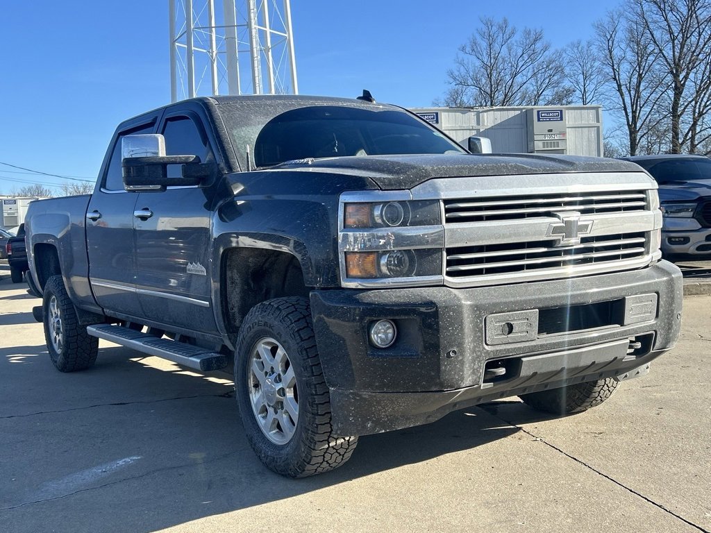 Used 2015 Chevrolet Silverado 3500 High Country w/ Duramax Plus Package image 4