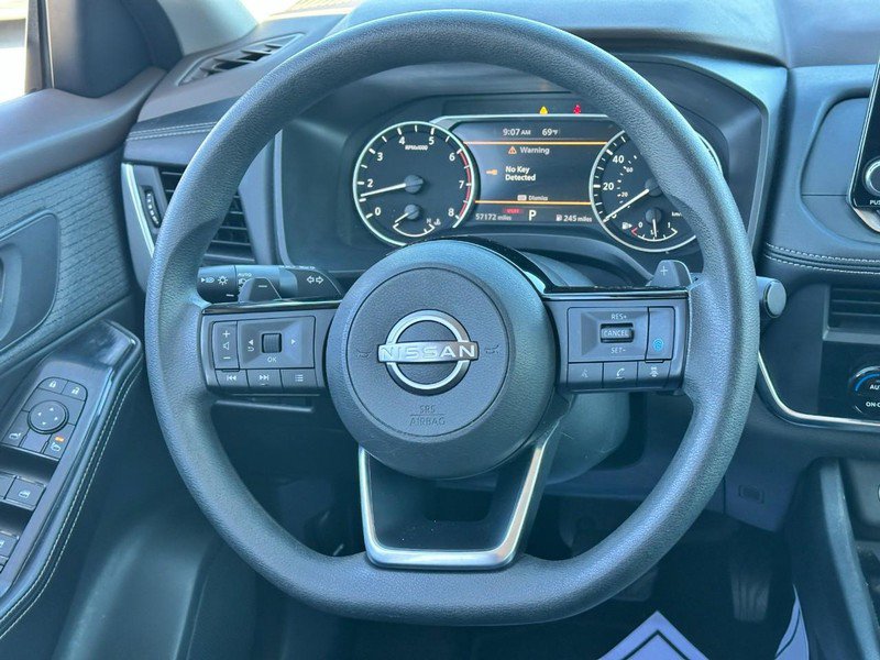 Used 2023 Nissan Rogue SV FWD image 12
