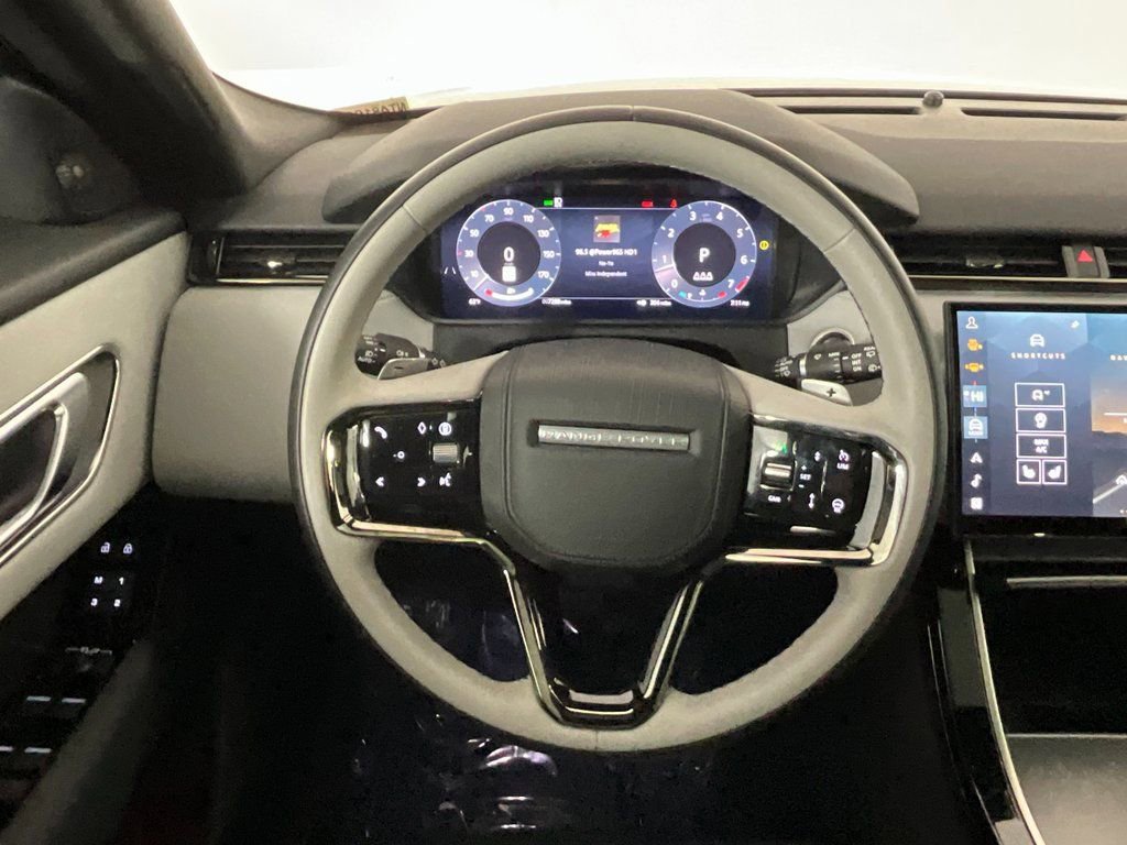 Used 2026 Land Rover Range Rover Velar S image 11