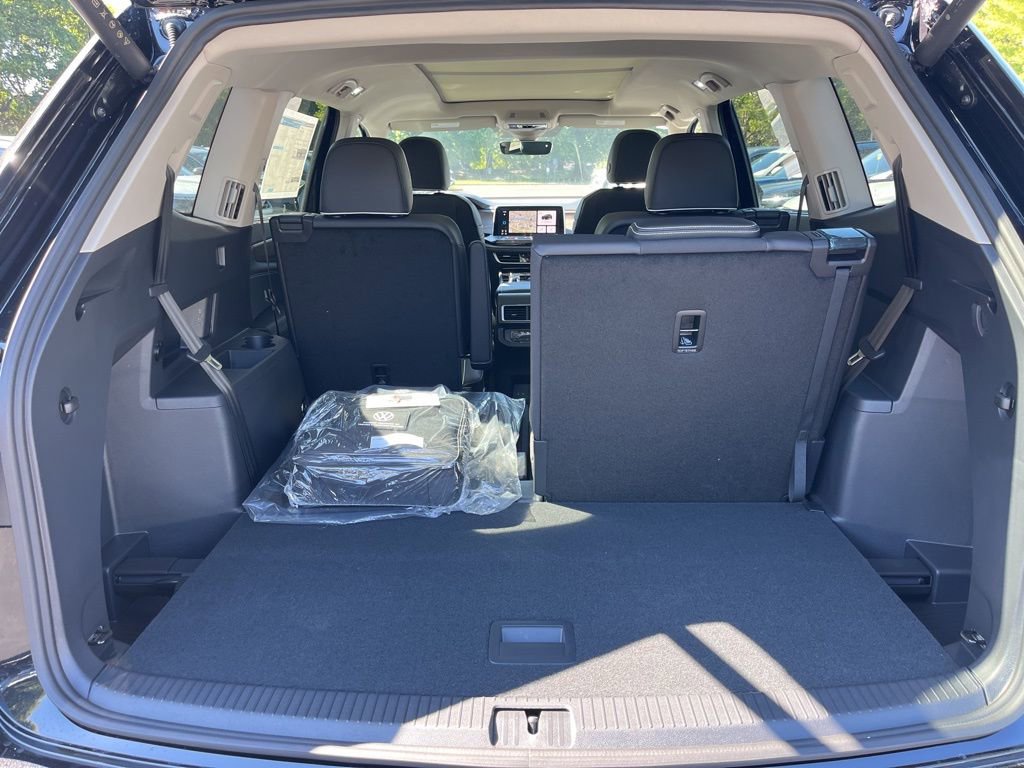 New 2026 Volkswagen Atlas SEL Premium R-Line AWD/4WD image 12