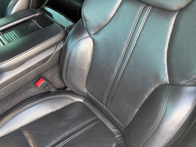 Used 2023 Jeep Wagoneer 4WD w/ Premium Group I image 11