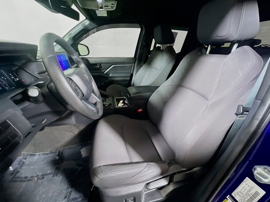 Certified 2024 Toyota Tacoma SR5 AWD/4WD image 18