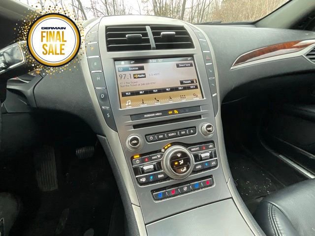 Used 2017 Lincoln MKZ Reserve w/ Technology Package image 17