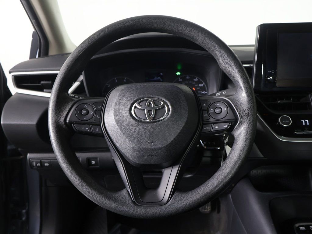 Used 2023 Toyota Corolla LE image 33