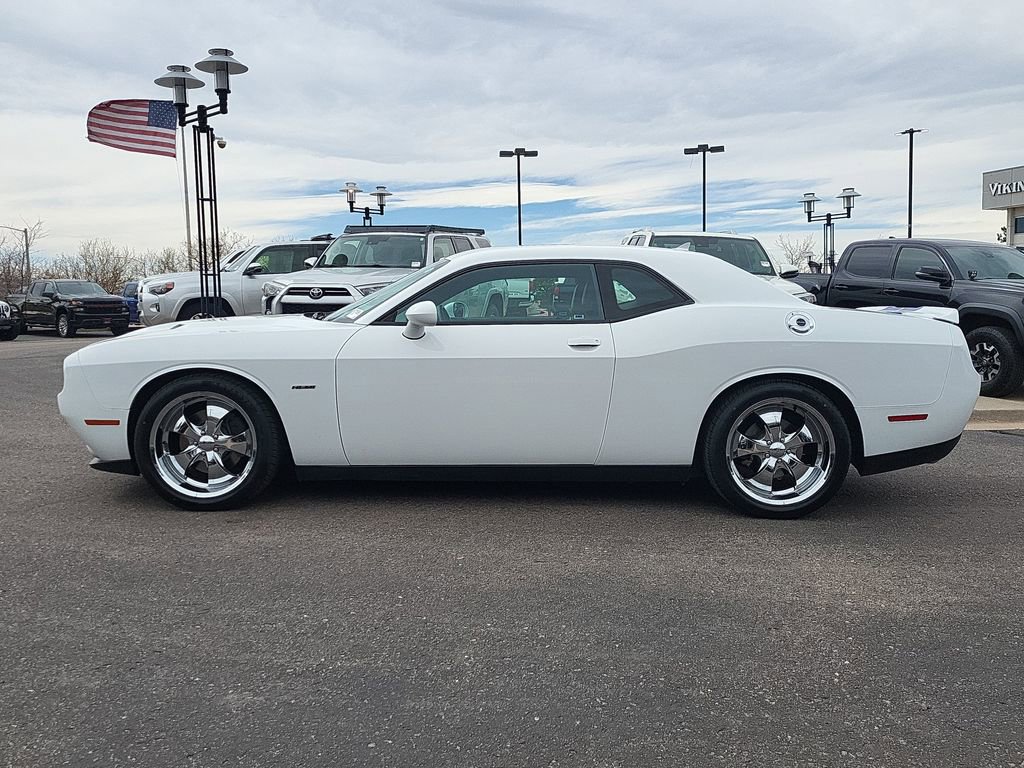 Used 2015 Dodge Challenger R/T Plus RWD image 7