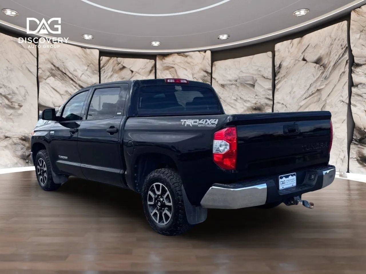 Used 2015 Toyota Tundra SR5 w/ TRD Off Road Package AWD/4WD image 2