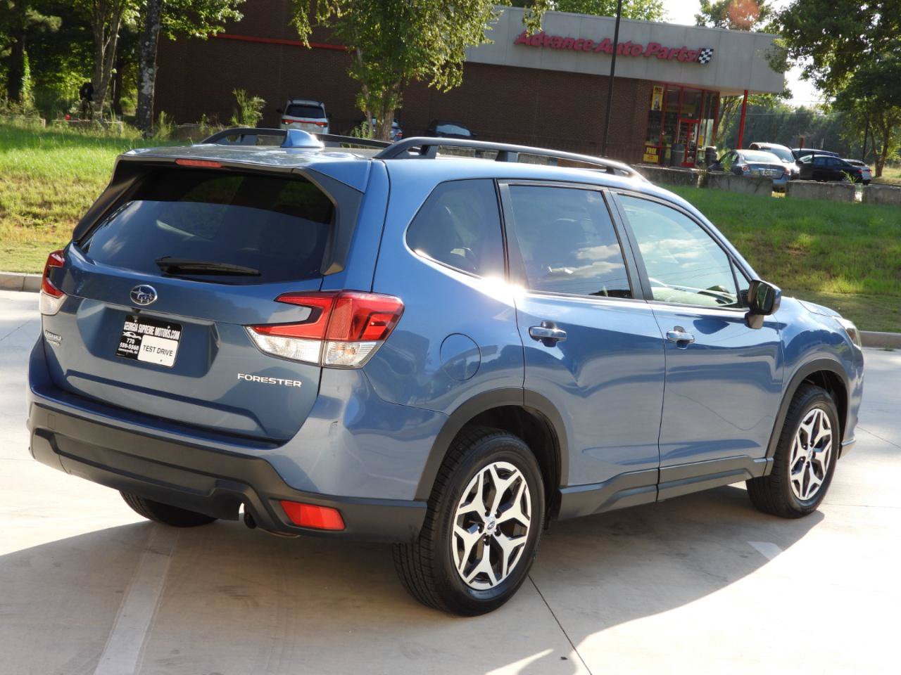 Used 2022 Subaru Forester Premium AWD/4WD image 36