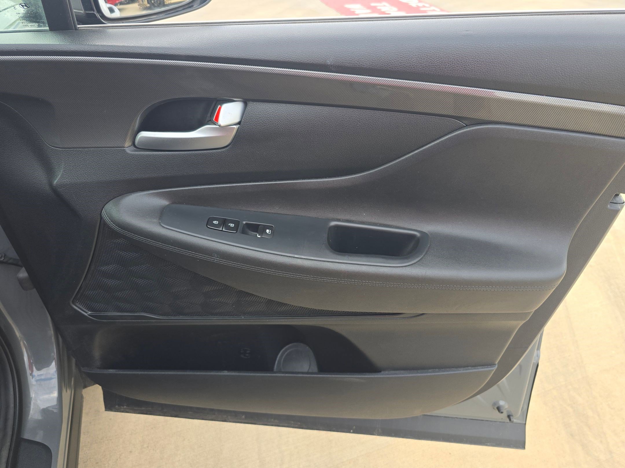 Used 2021 Hyundai Santa Fe SEL w/ Convenience Package image 27