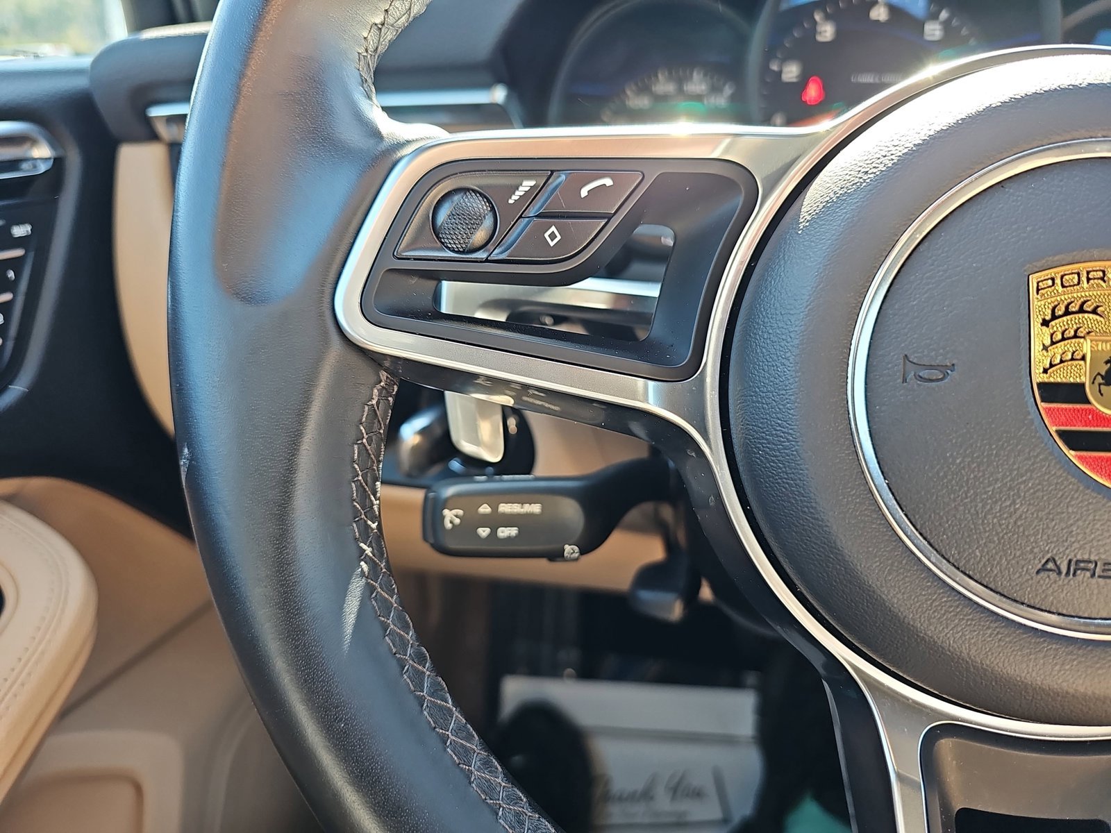 Used 2021 Porsche Macan image 18