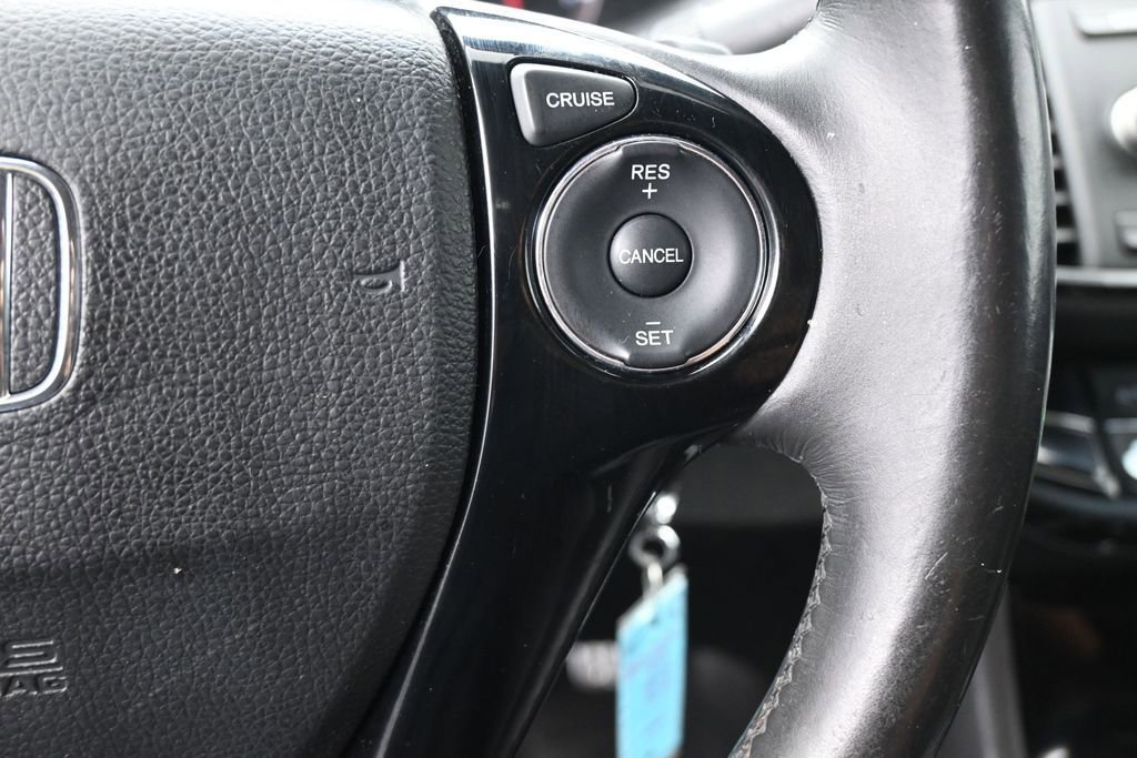 Used 2017 Honda Accord Sport image 28