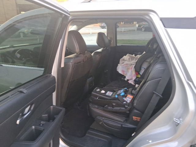 Used 2022 Nissan Pathfinder SL AWD/4WD image 8