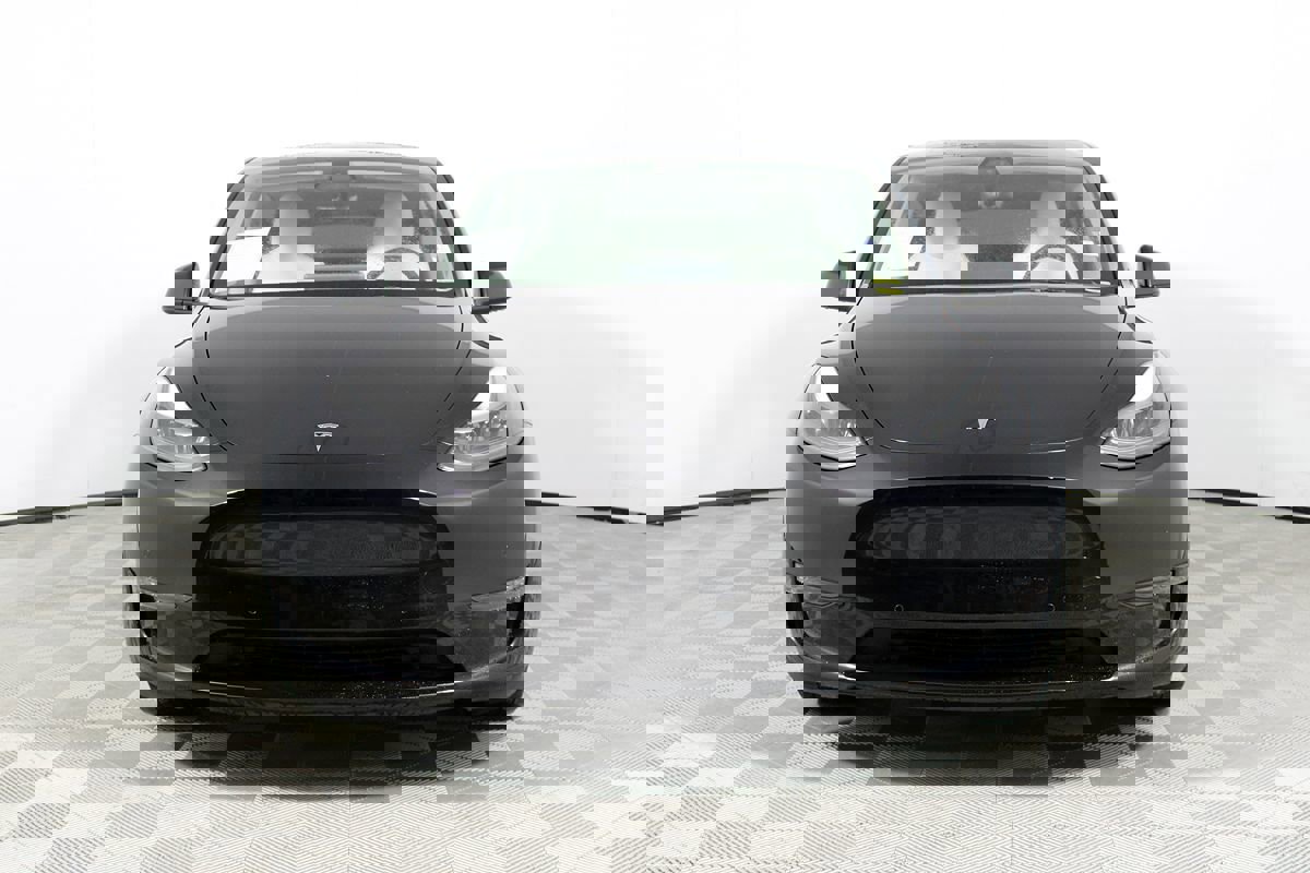 Used 2022 Tesla Model Y Performance image 28