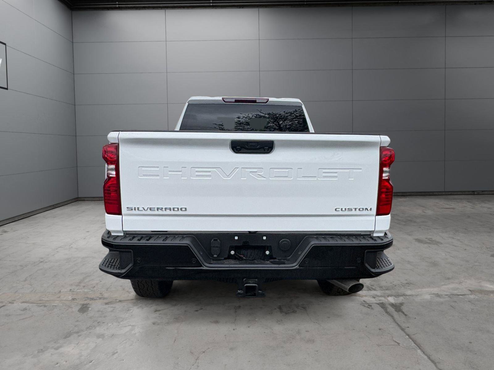 New 2026 Chevrolet Silverado 2500 Custom w/ Custom Value Package AWD/4WD image 4