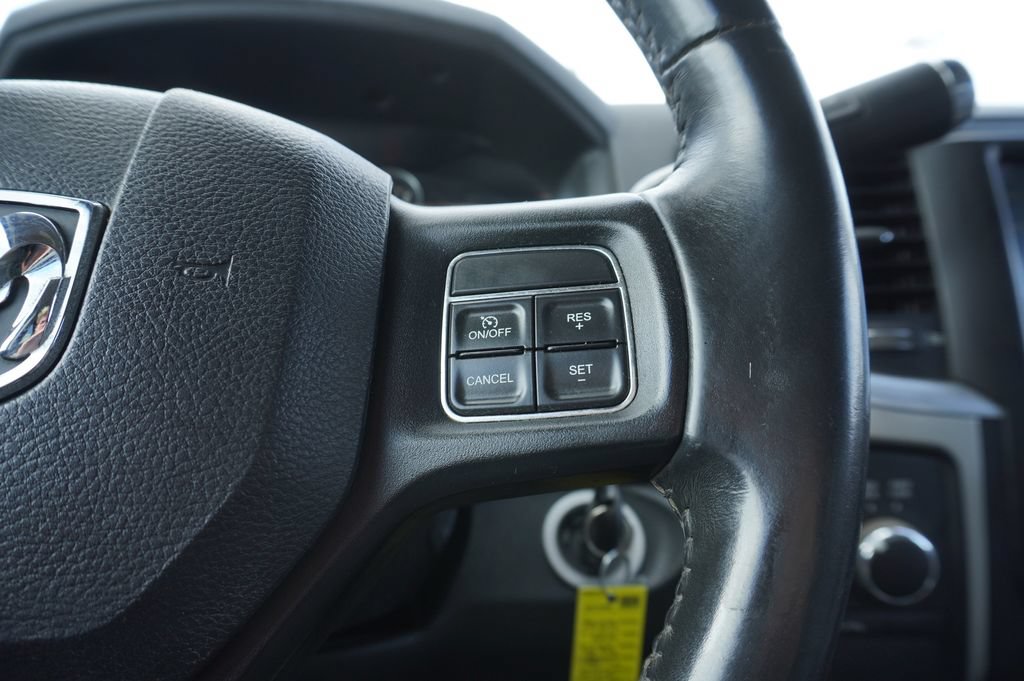 Used 2015 RAM 3500 SLT w/ Luxury Group AWD/4WD image 21