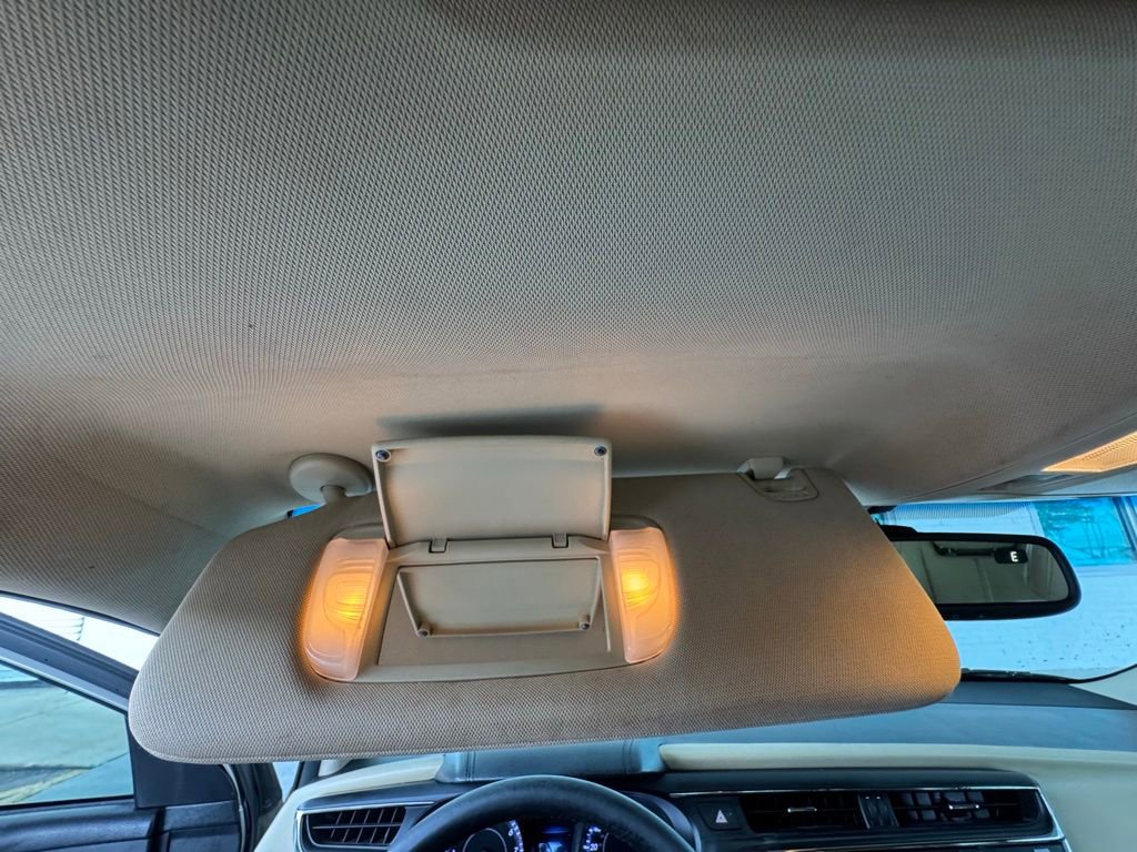 Used 2015 Toyota Avalon XLE Premium FWD image 37