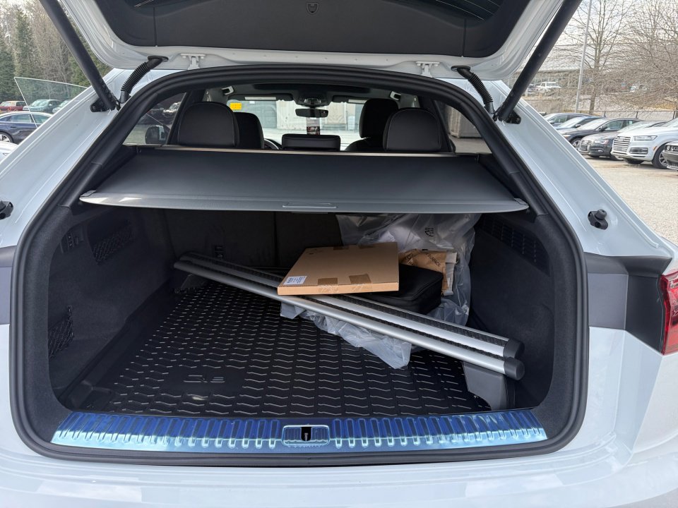 New 2026 Audi Q8 Premium Plus image 15