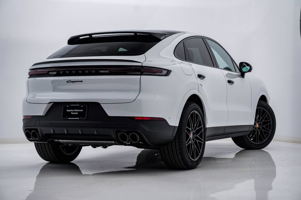 New 2026 Porsche Cayenne Coupe AWD/4WD image 12