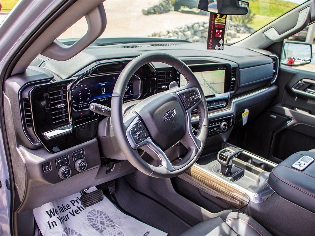 New 2025 Chevrolet Silverado 1500 RST w/ Convenience Package II AWD/4WD image 35